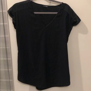 Express short sleeve v neck blouse size M